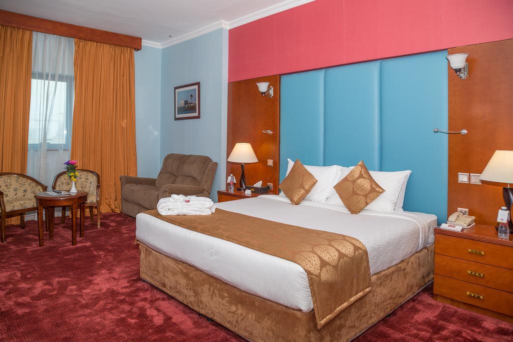 The Park Hotel Formerly ドバイ エクステリア 写真